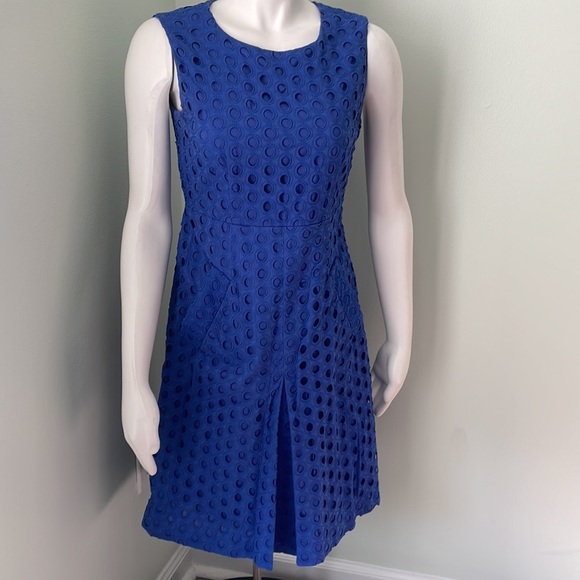 Diane von Furstenberg Carpreena Ring Stitch Cobalt Dress size 2 - Picture 5 of 10